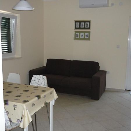 Apartments Dupin Primošten Habitación foto